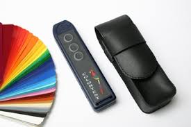 Kleurendetector met etui en kleurenkaart